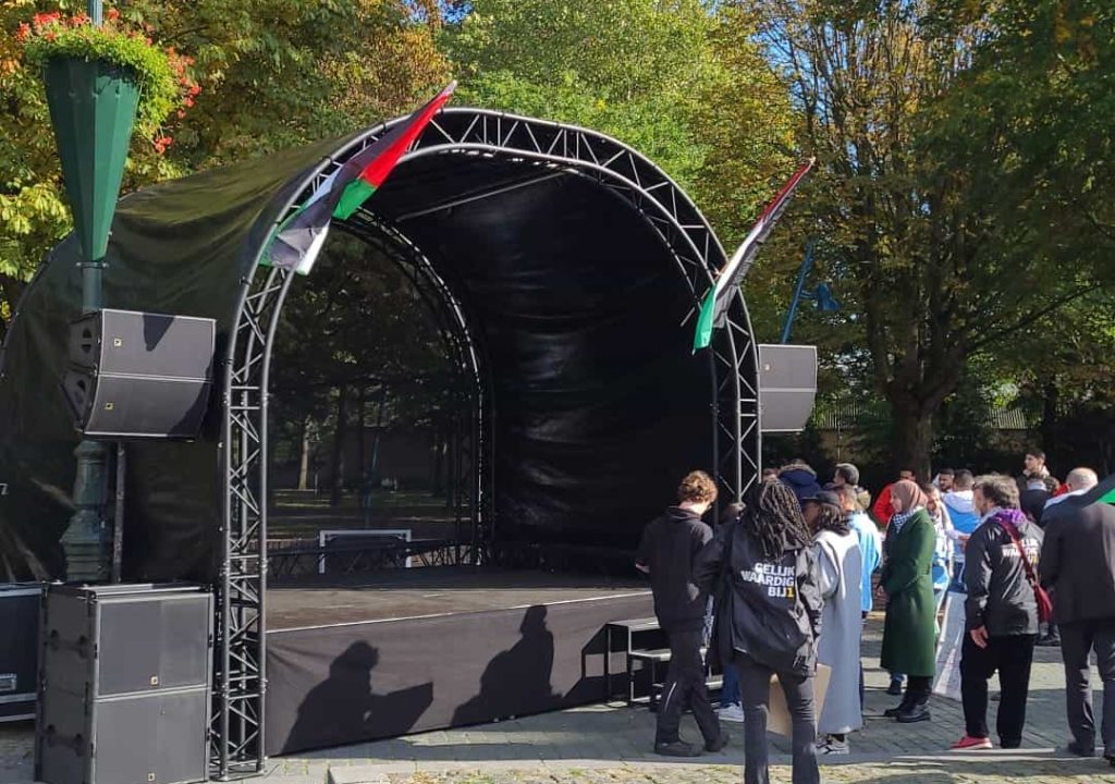 Outdoor Stage S